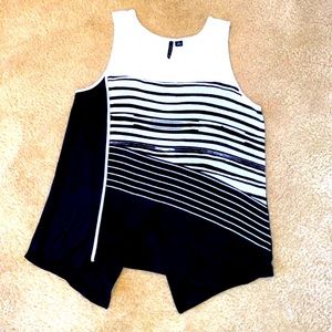 ▪️New Directions Split Back Top▪️